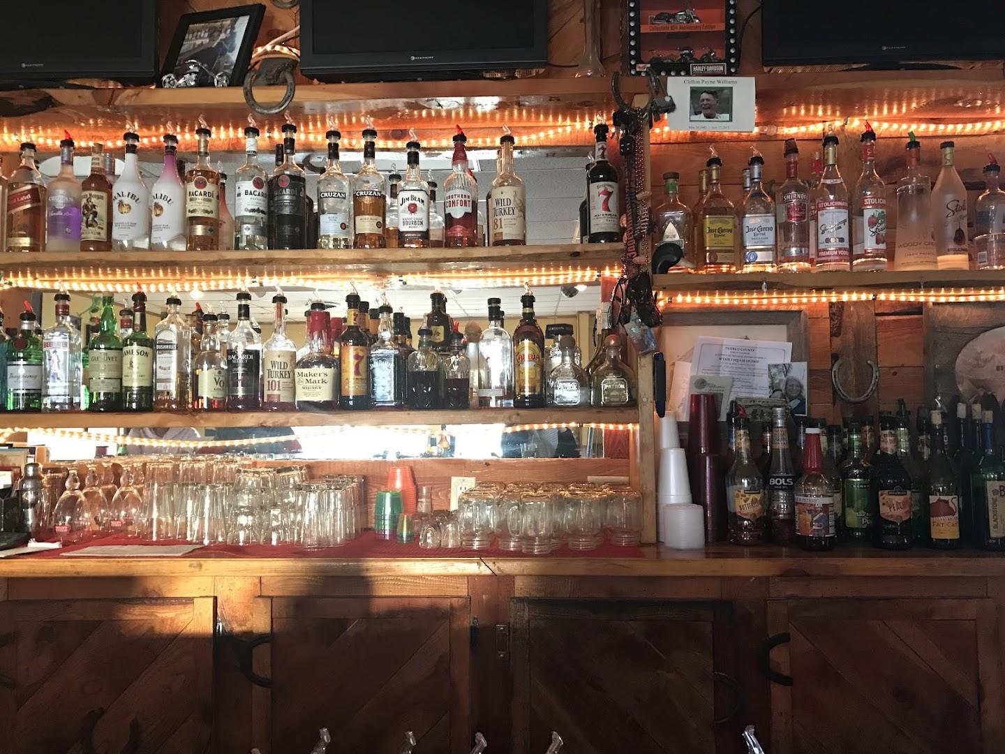 Viktorios Pizzeria and Full Service Bar